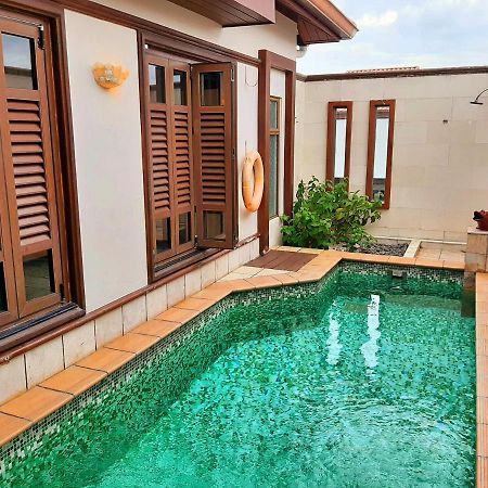 Wonderland Private Pool Villas At Порт-Диксон Экстерьер фото